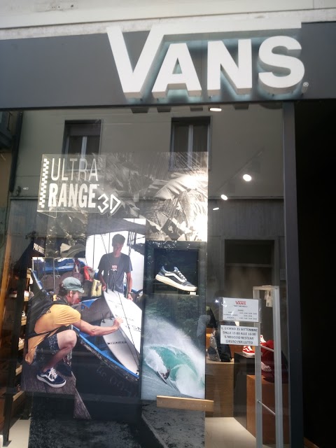 VANS Store Arezzo