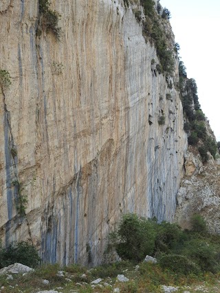 Grotta del Lauro