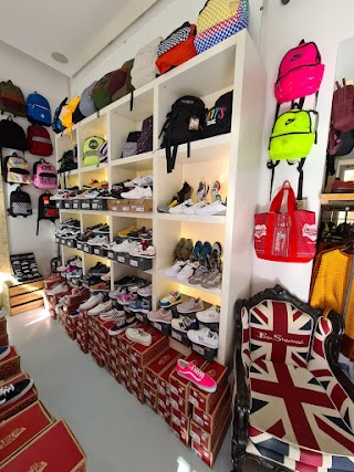 London Vomero Outlet Store