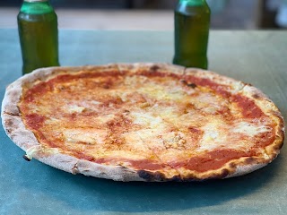 Pizzeria La Valle di Bettoni Valeria