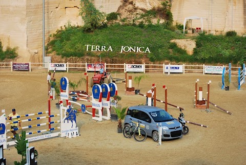 Circolo Ippico Horse Club Terra Jonica