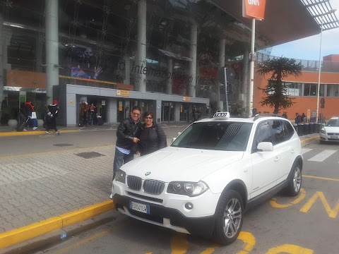 POZZUOLI TAXI