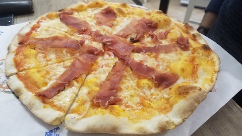 Pizzeria La Squisita