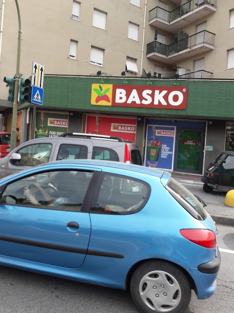 Basko Via Suardi, Busalla