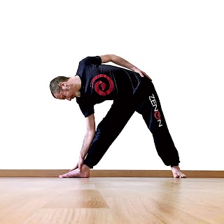 Zénon Yoga Novara