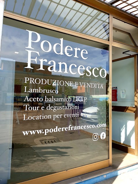 Podere Francesco Wine Shop