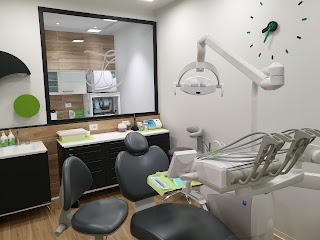 Studio Dentistico Dott. Ivan Canosa Magliana