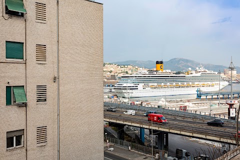 Casa Vermiglio al porto di Genova