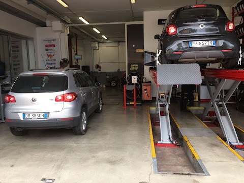 AURELIA CAR SERVICE SRL - Driver Center Pirelli