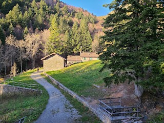 Rifugio Segheria dell'Abetina Reale