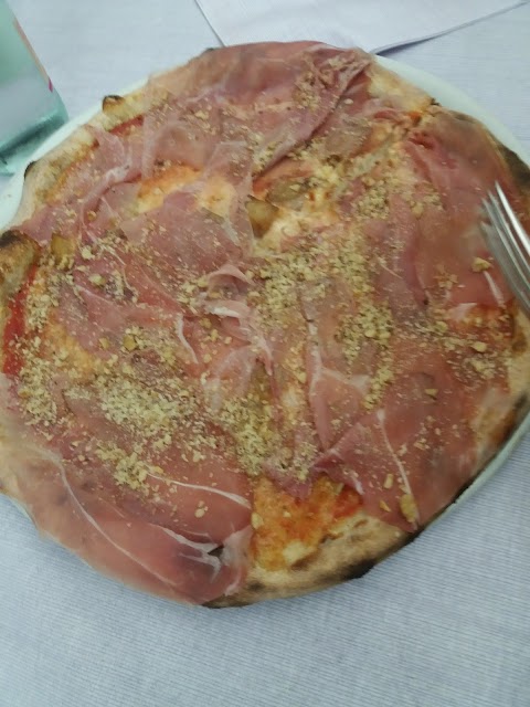 Pizzeria da Massimo di Faggioni Monica