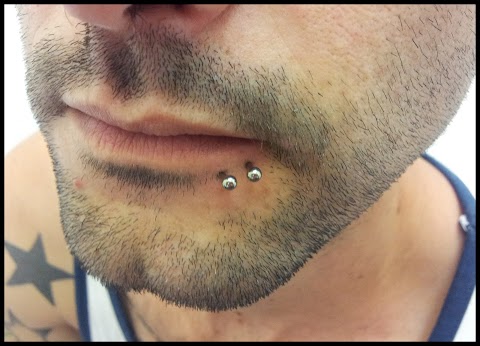 roberto_body_piercer