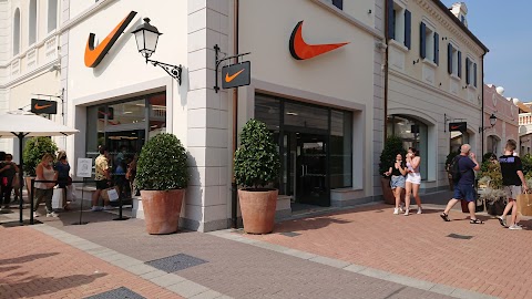 Nike Factory Store