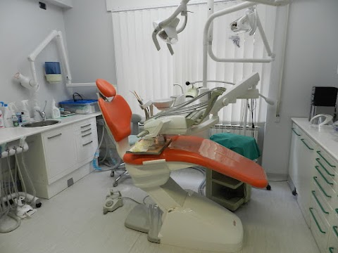 Dr. Mario Maltese Odontoiatra - Dentista a Roma