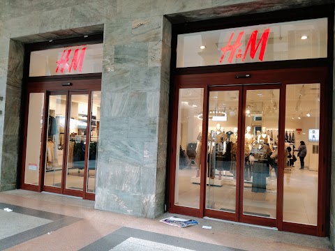 H&M