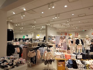 H&M