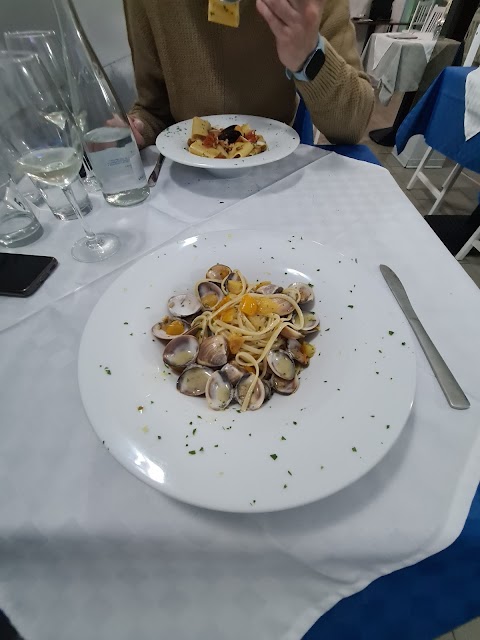 "Orizzonte"-ristorante, bar, pizzeria