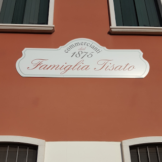 SPACCIO CASA ROSSA di Tisato