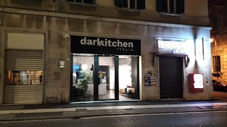 Dark kitchen italia