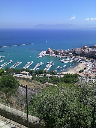 Sisa Di Castellamare Del Golfo Segesta