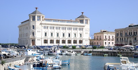 Circolo della Vela Lakkios | Water Sports Centre - Ortigia