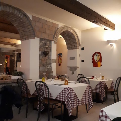 Antica Osteria Del Borgo Srl