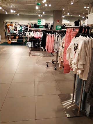 H&M