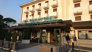 Hotel "Al Pino Verde"