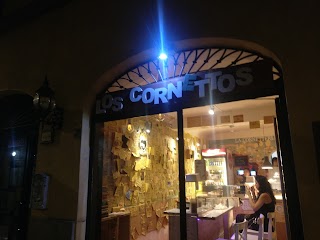 Los Cornettos