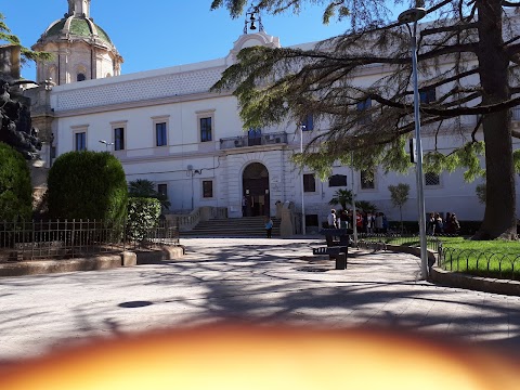 Liceo Statale "Cagnazzi"