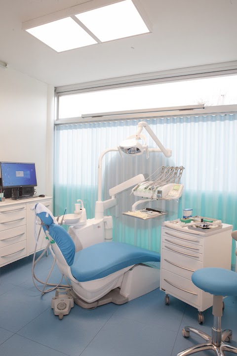 Studio Dentistico Ghinzelli Dr. Gianni