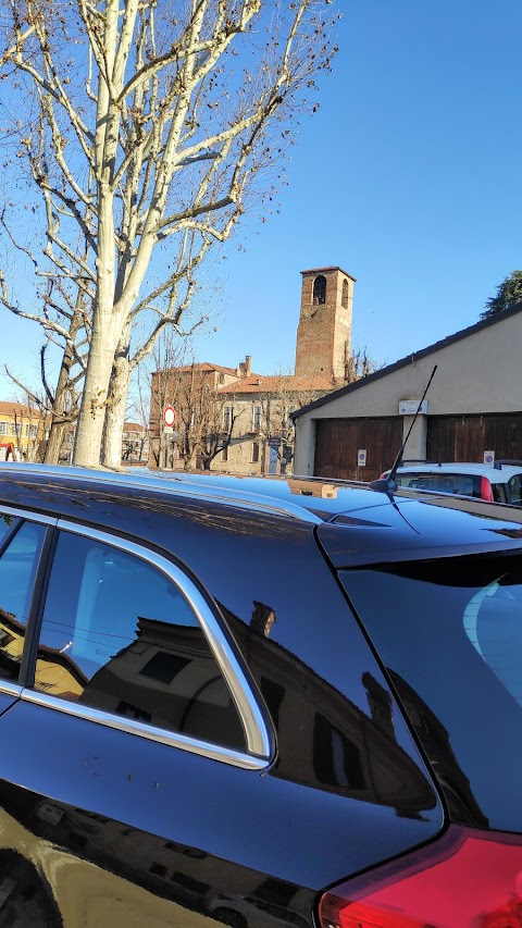 Sandro Grandi Noleggio con Conducente Taxi su prenotazione- Car Hire with driver