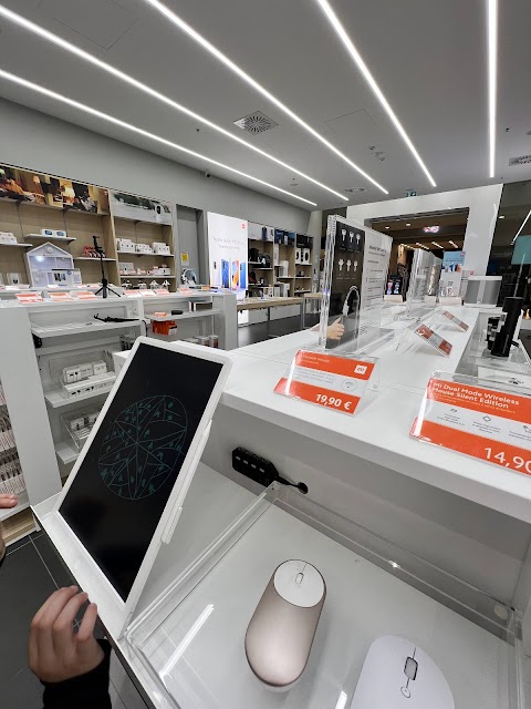 Xiaomi Store Verona - CC Adigeo