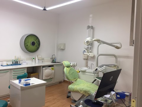 Studio Dentistico Almonti