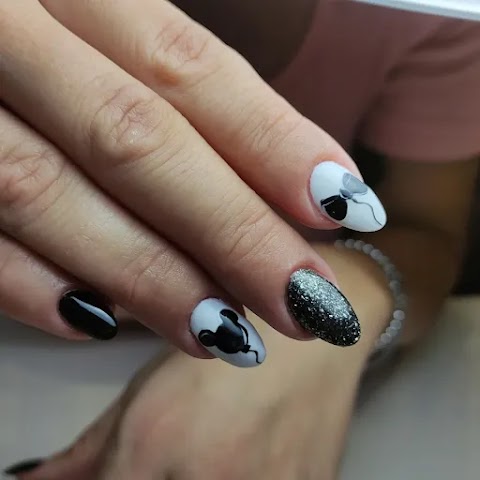 Nails by Jessica Rinella