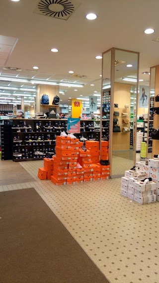 Deichmann Calzature S.r.l. - Gruppo Deichmann SE