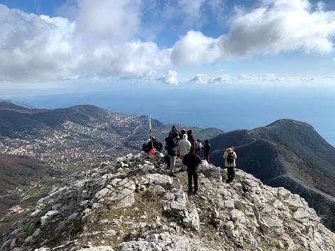 Cartotrekking - Itinerari ed Escursioni in Costiera Amalfitana