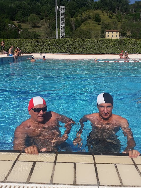 Piscina Varese Ligure