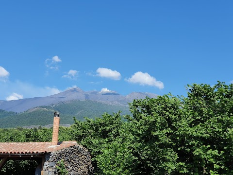 Agriturismo Feudo Magazzeni Hotel Sant'Alfio, b&b Ristorante Sant'Alfio Dormire a Sant'alfio