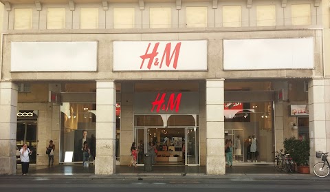 H&M