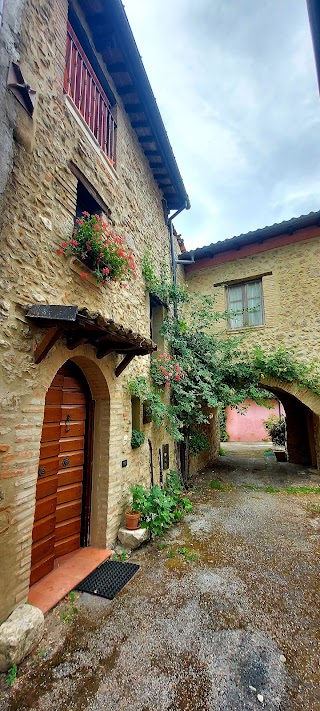 "Sotto L'Arco" casa per vacanze