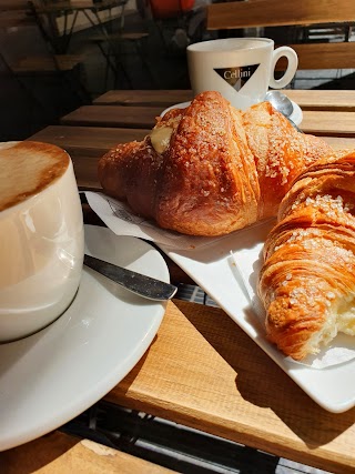 Maiolica Caffè E Bistrot