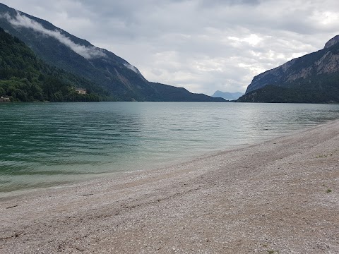 Acquapark e Piscina Olimpionica Lago di Molveno