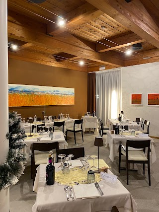 Ristorante Pizzeria Mezzaluna c/o Hotel Viest