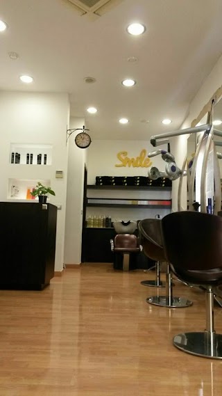 Smile Salon Parrucchieri