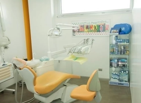 Studio Dentistico Associato Dr. Calandra C. - Dr. Pizzigolotto A.