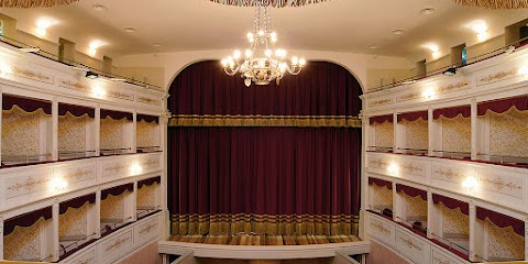 TEATRO YVES MONTAND Monsummano Terme