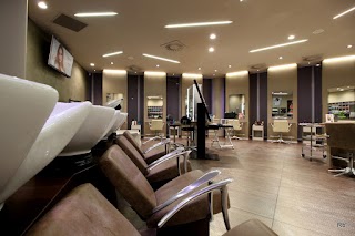 AntonioHair&Beauty Parrucchiere / Centro estetico