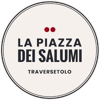 La Piazza Dei Salumi