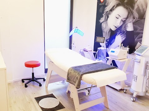 SkinLovers Laser & beauty clinics